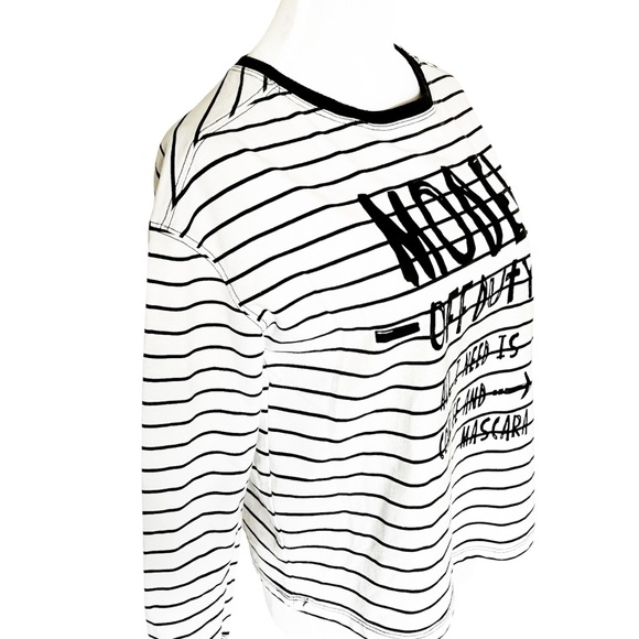 Model Off Duty Graphics Black White Striped Ringed Long Sleeve Tee Shirt… - Picture 6 of 12
